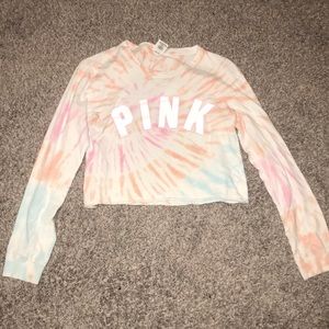 long sleeve crop top